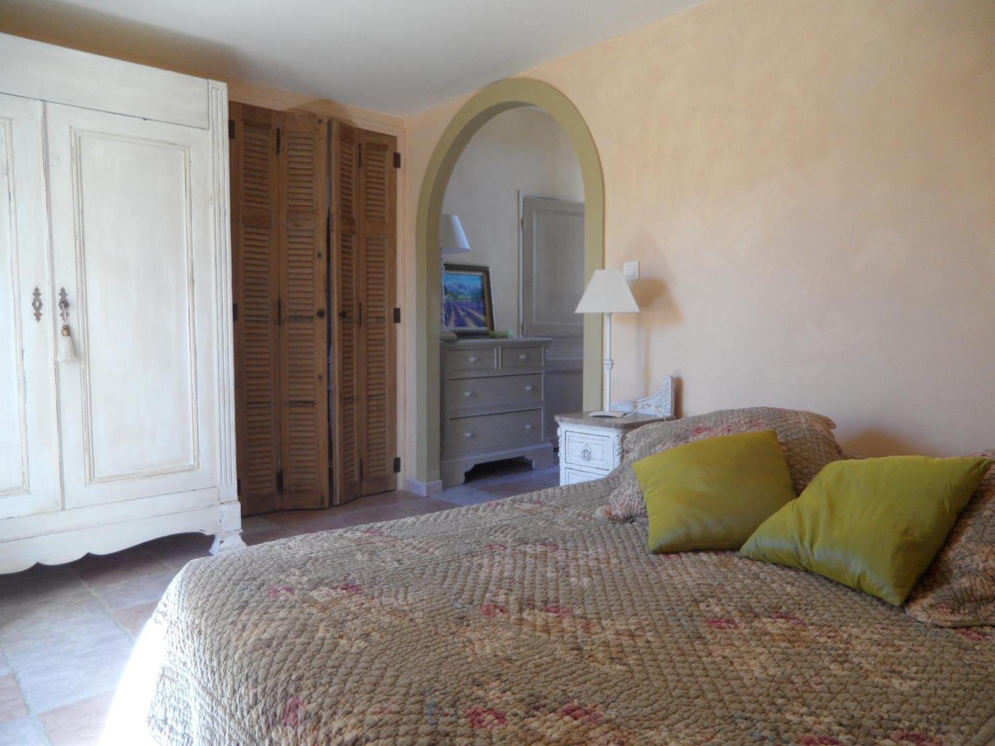 Mas De Foncaudette Bed & Breakfast ลูร์มาแร็ง ห้อง รูปภาพ