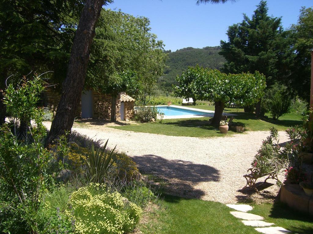 Mas De Foncaudette Bed & Breakfast ลูร์มาแร็ง ภายนอก รูปภาพ