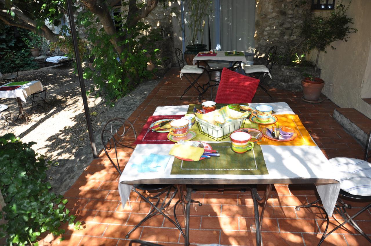 Mas De Foncaudette Bed & Breakfast ลูร์มาแร็ง ภายนอก รูปภาพ