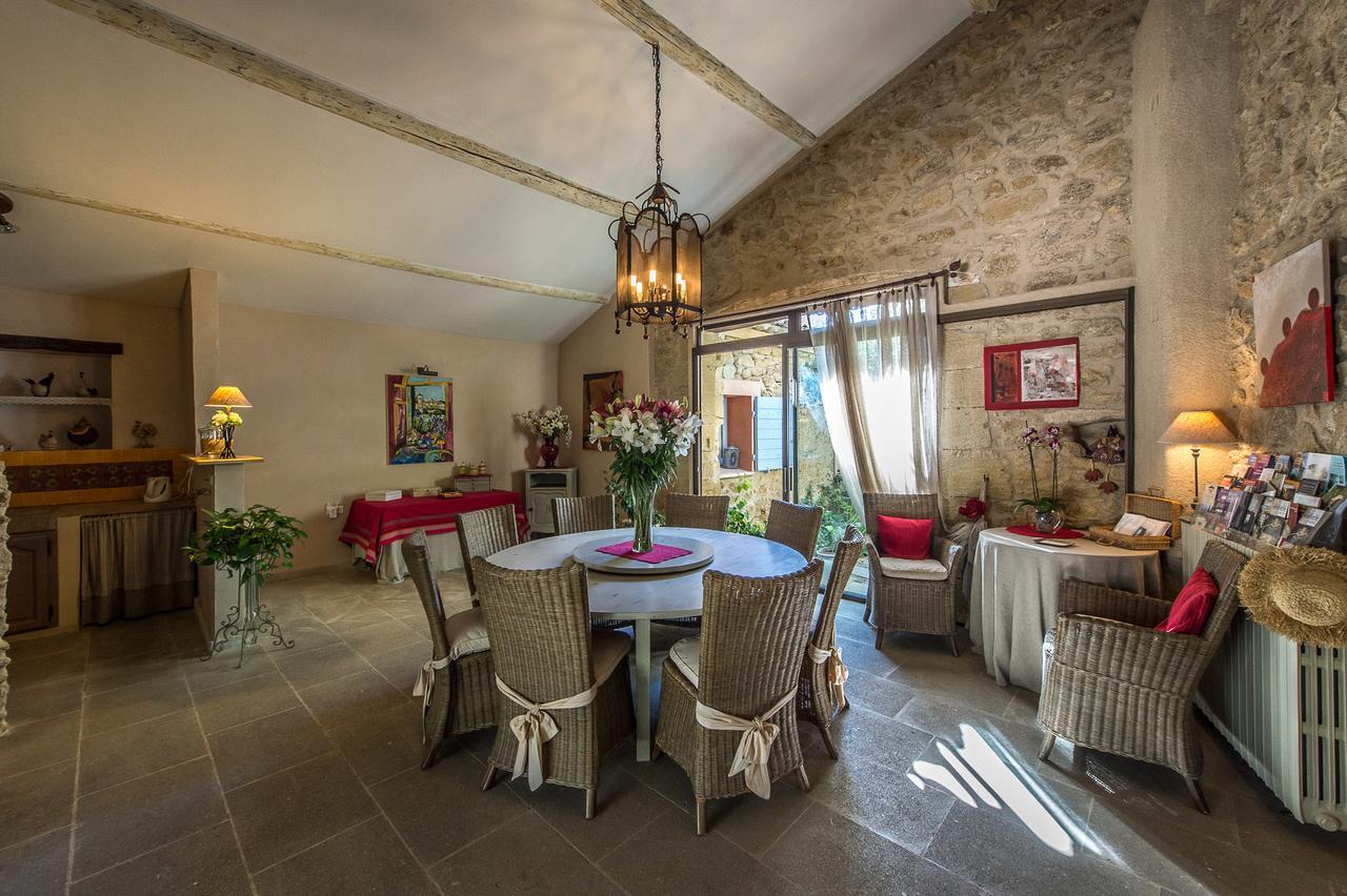 Mas De Foncaudette Bed & Breakfast ลูร์มาแร็ง ภายนอก รูปภาพ