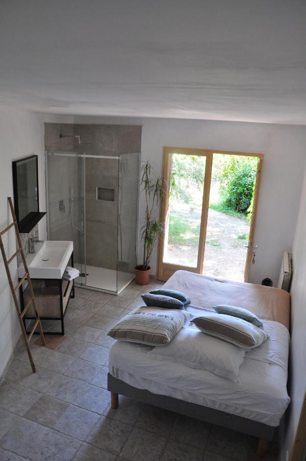 Mas De Foncaudette Bed & Breakfast ลูร์มาแร็ง ภายนอก รูปภาพ
